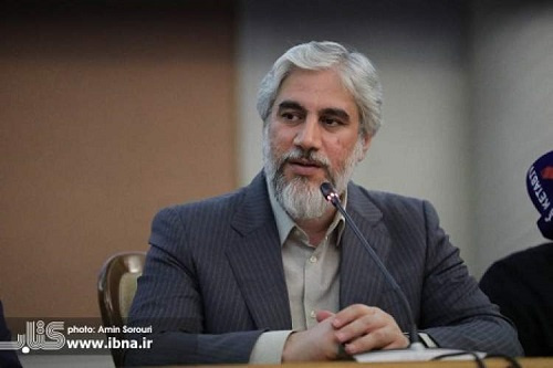 فارسـی، زبان زندگی است