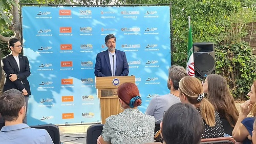 «مثنوی» هدیه الهی برای جاودانگی زبان فارسی است