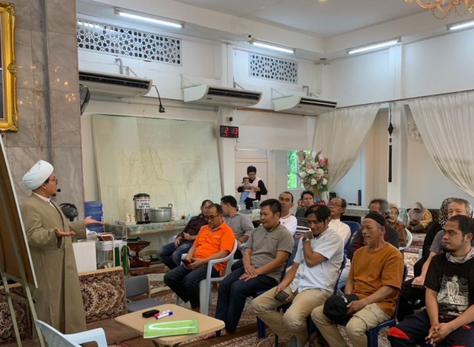 آغاز دوره آموزش زبان فارسی در موسسه الهدی بانکوک