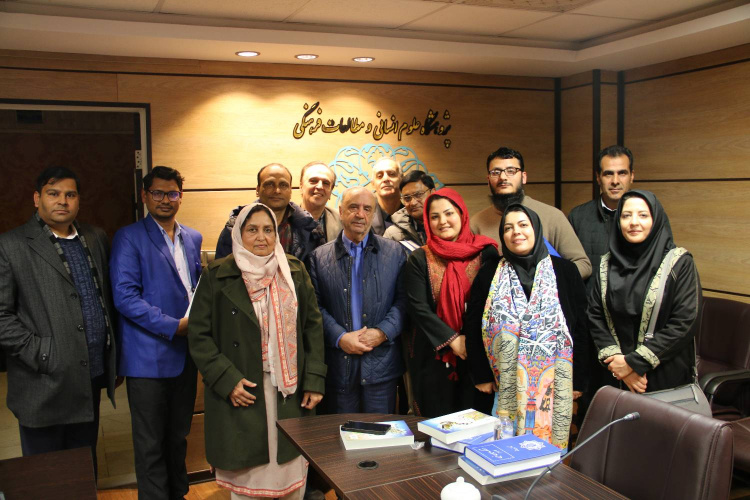 نشست تخصصی زبان و ادبیات فارسی با حضور استاد پورنامداریان