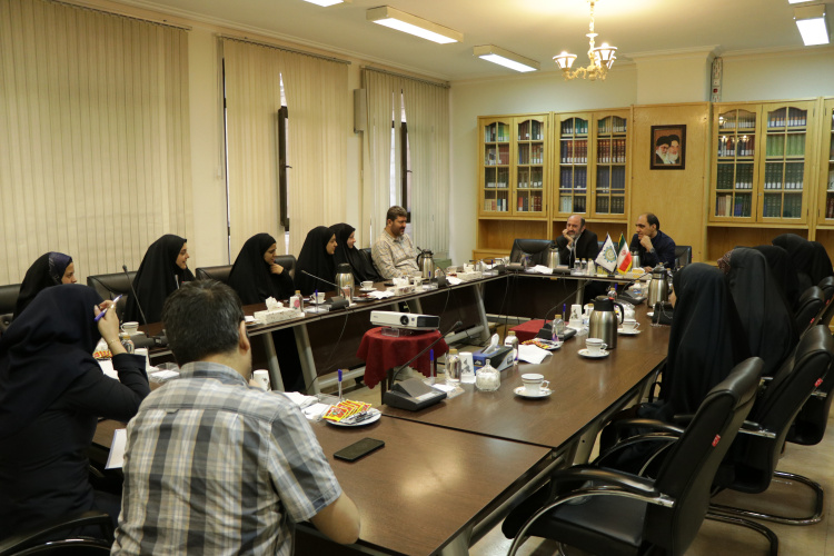 دیدار دانشجویان فارسی آموز سوری با معاون امور بین الملل بنیاد سعدی