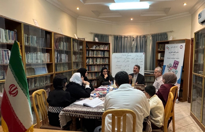 پایان دوره آموزش زبان فارسی در قطر