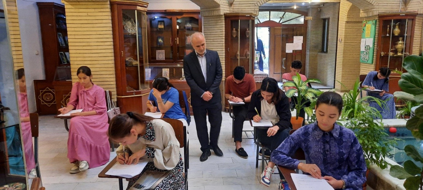 برگزاری آزمون پایان دوره تابستانه آموزش زبان فارسی در ترکمنستان