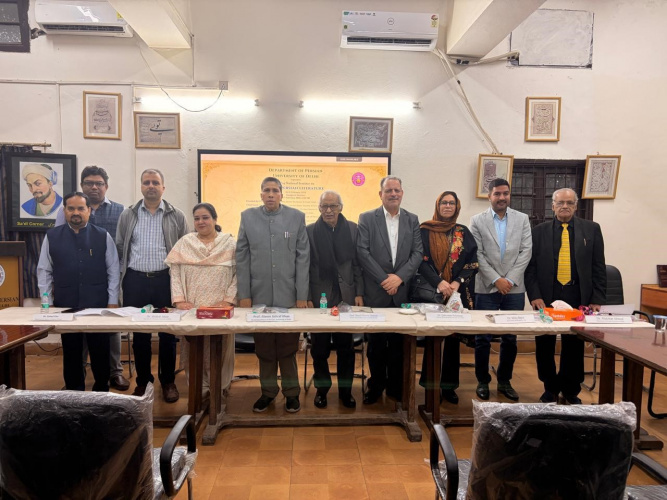 همایش «ادبیات فارسی هند» در دانشگاه دهلی برگزار شد