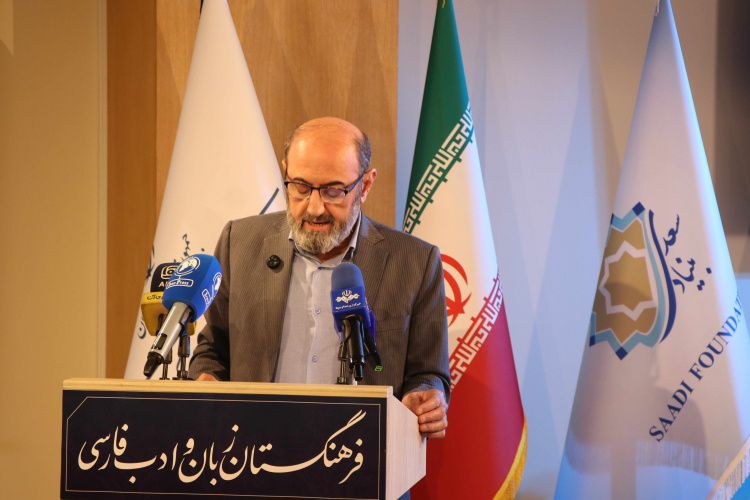 زبان فارسی، روایت‌گر تمدنی ماندگار است