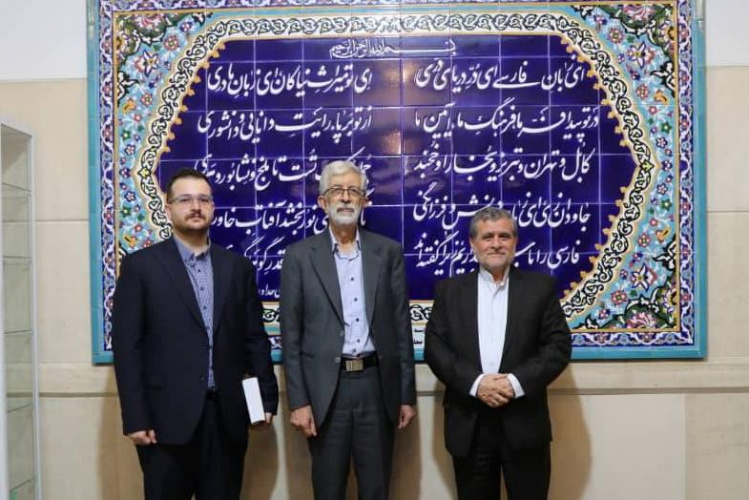 رایزن فرهنگی جدید ایران در قزاقستان با رئیس بنیاد سعدی دیدار کرد
