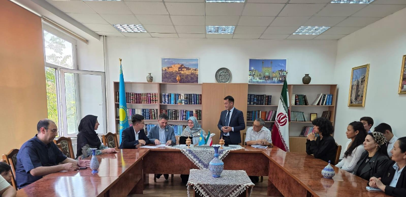 آیین گرامیداشت روز شعر و ادب فارسی در قزاقستان برگزار شد